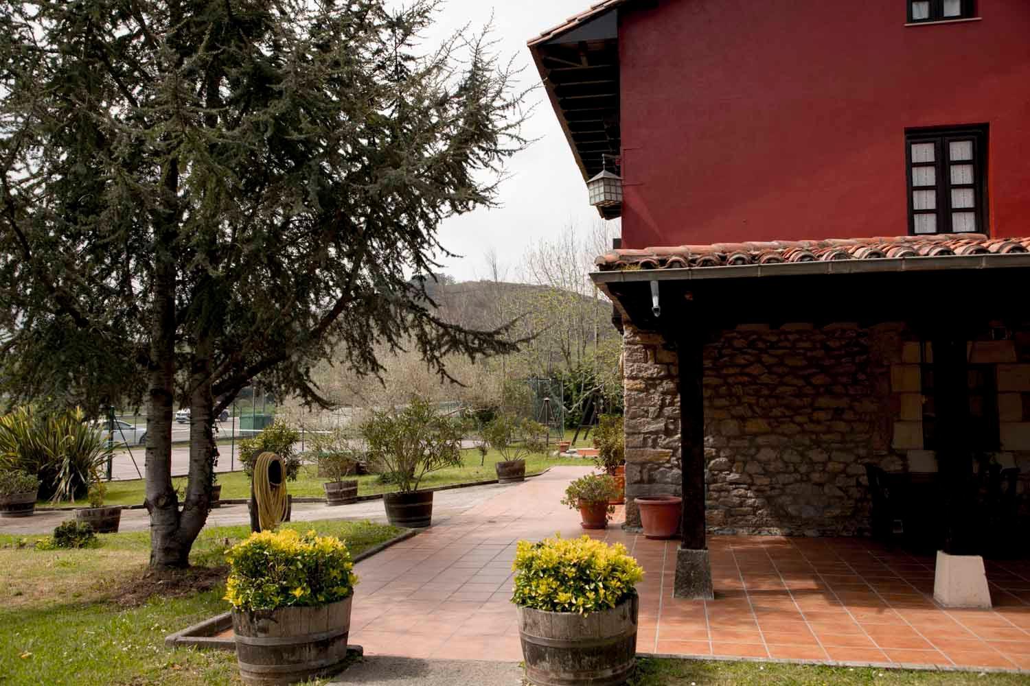 Apartamentos La Gloria Santillana del Mar Exterior foto